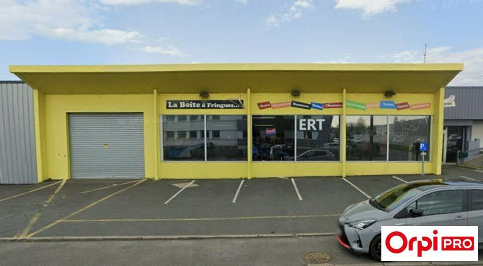 A louer local 755m² ZA Saint-Brieuc proche RN12