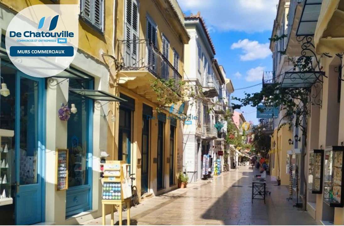 AV murs commerciaux libres 65m² à La Seyne-sur-Mer