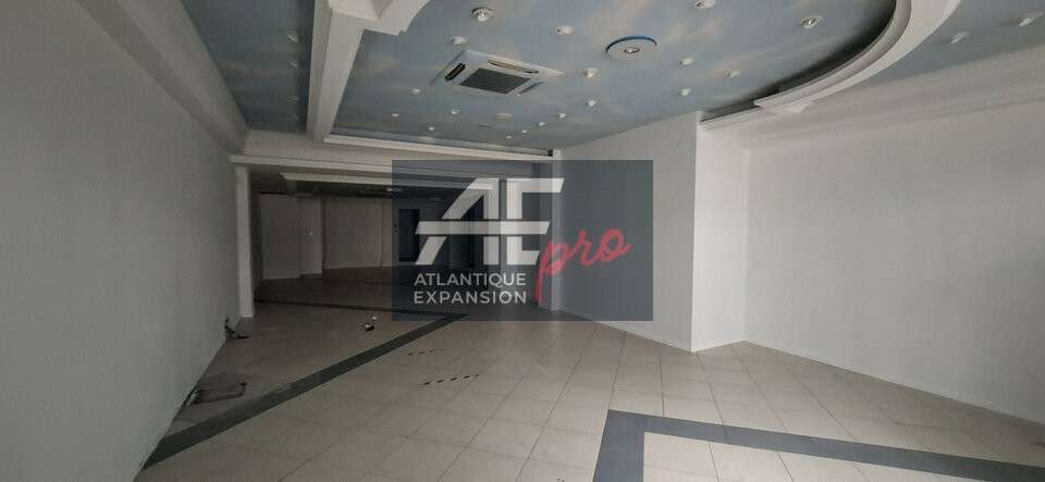 Local commercial 125m² à vendre à Saint Nazaire