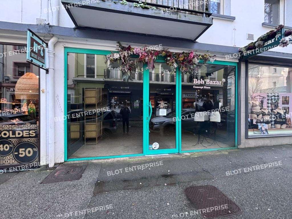 A louer local 55m² dans rue commerçante de Lorient
