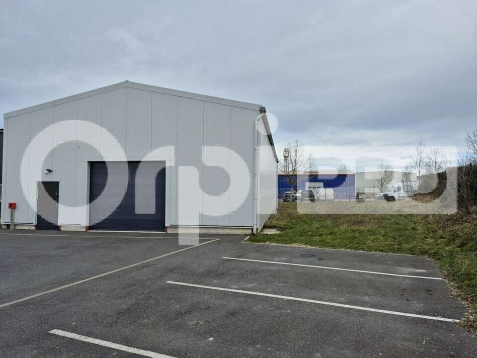 A louer entrepôt 220m² à Châlons-en-Champagne