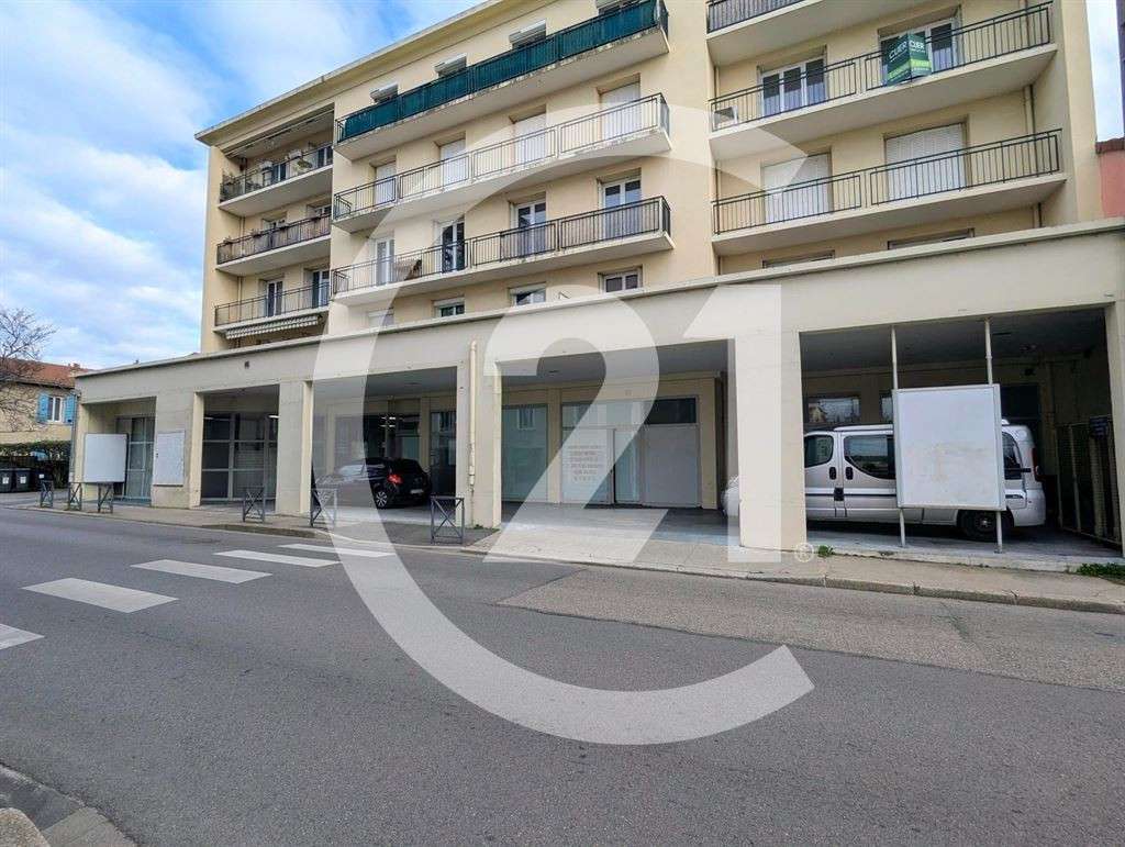 Vente local commercial 293m² Valence Châteauvert