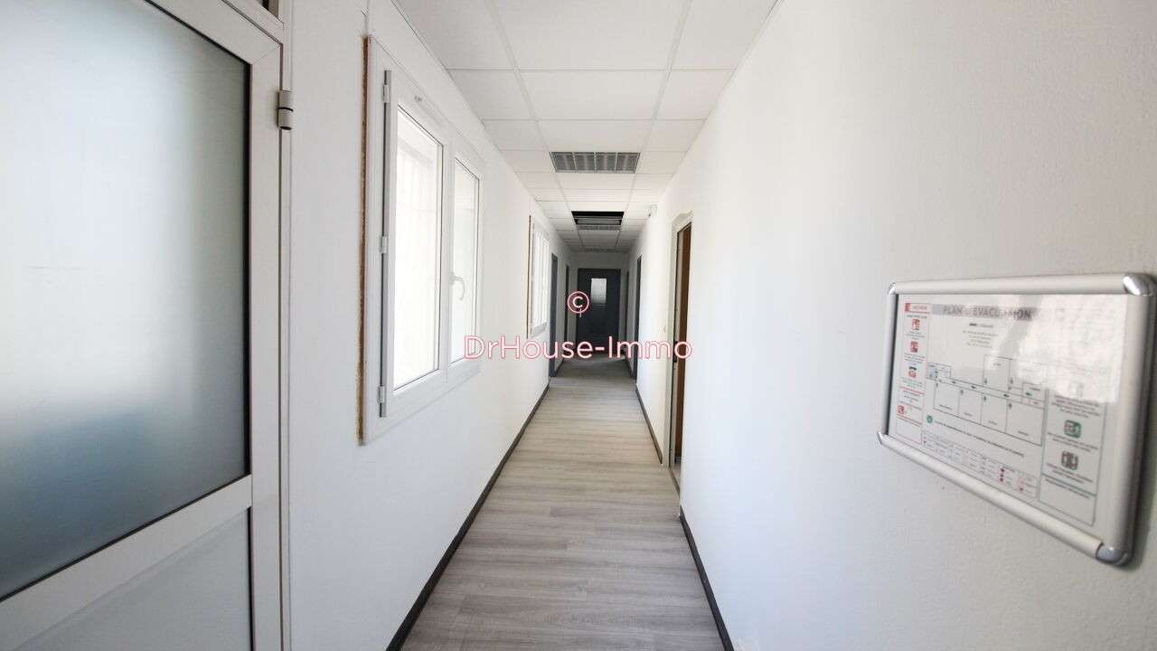 A louer bureaux de 110m² à Marseille 15 la Delorme