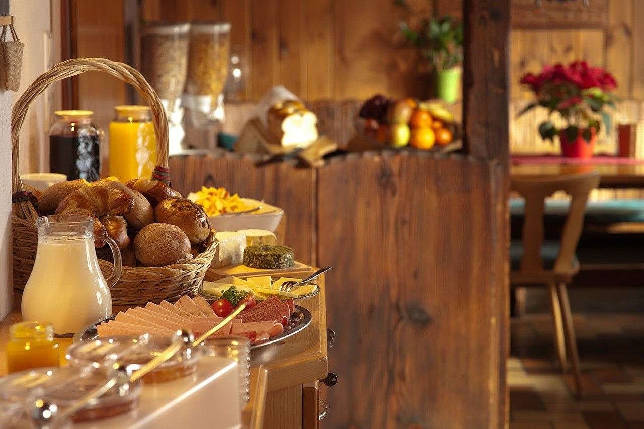 Vente hôtel bureaux + de 30 chambres à Evreux
