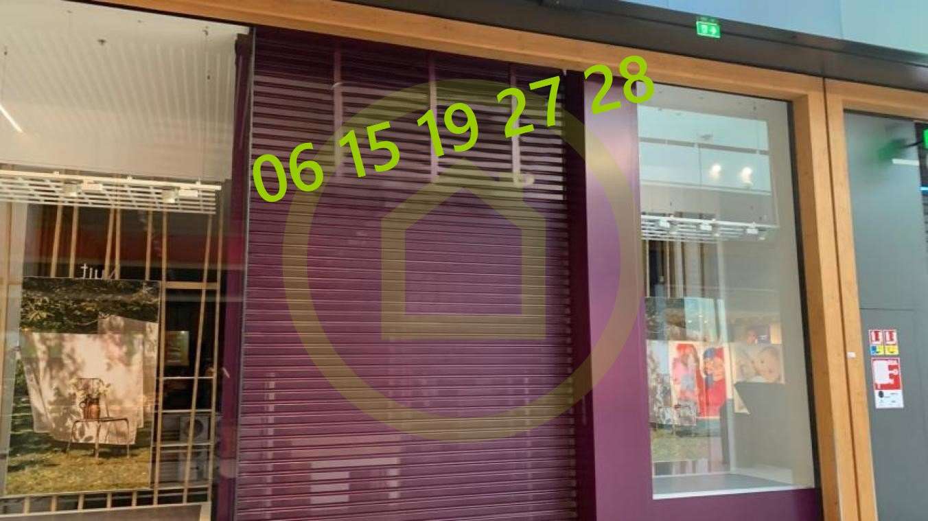 Cède belle franchise habillement grande rue Dieppe