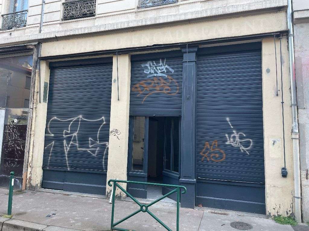 Local commercial 64m² à louer Rue Chalopin 69007
