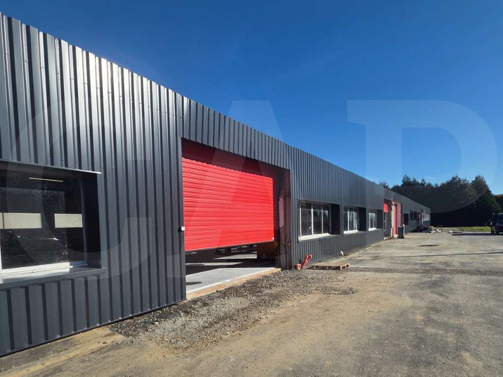 A vendre local d'activité à Pleudihen-sur-Rance