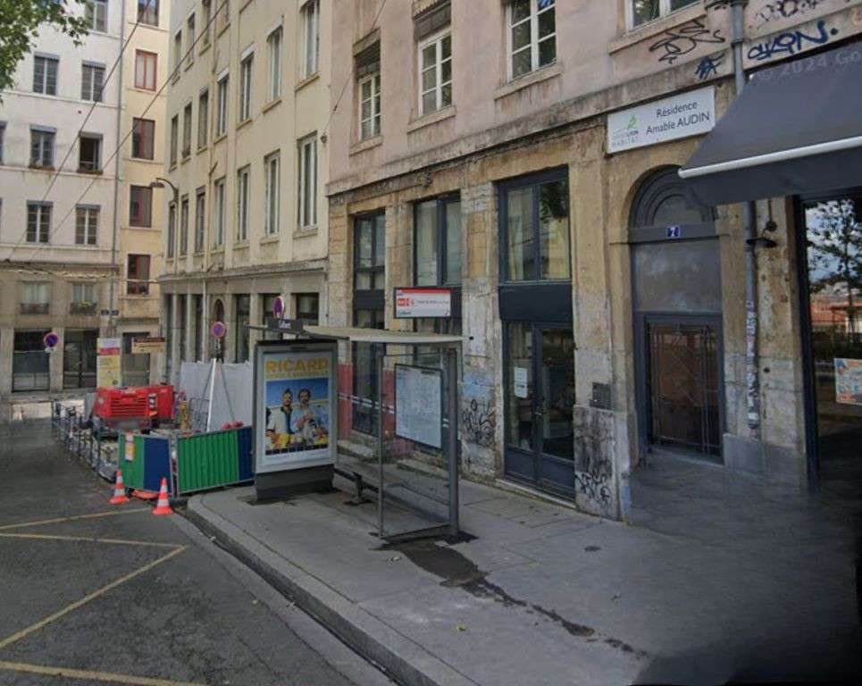 Local commercial de 54m² à céder à Lyon 69001