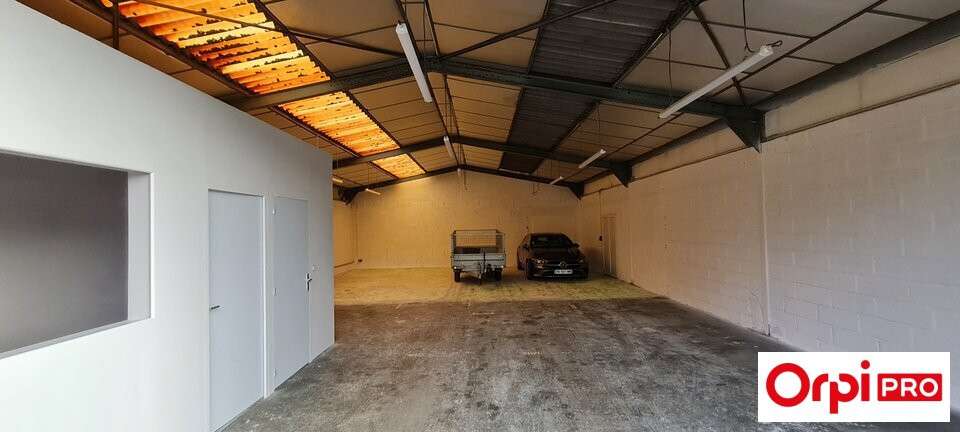 A louer local d'activité de 150m² à Lamballe