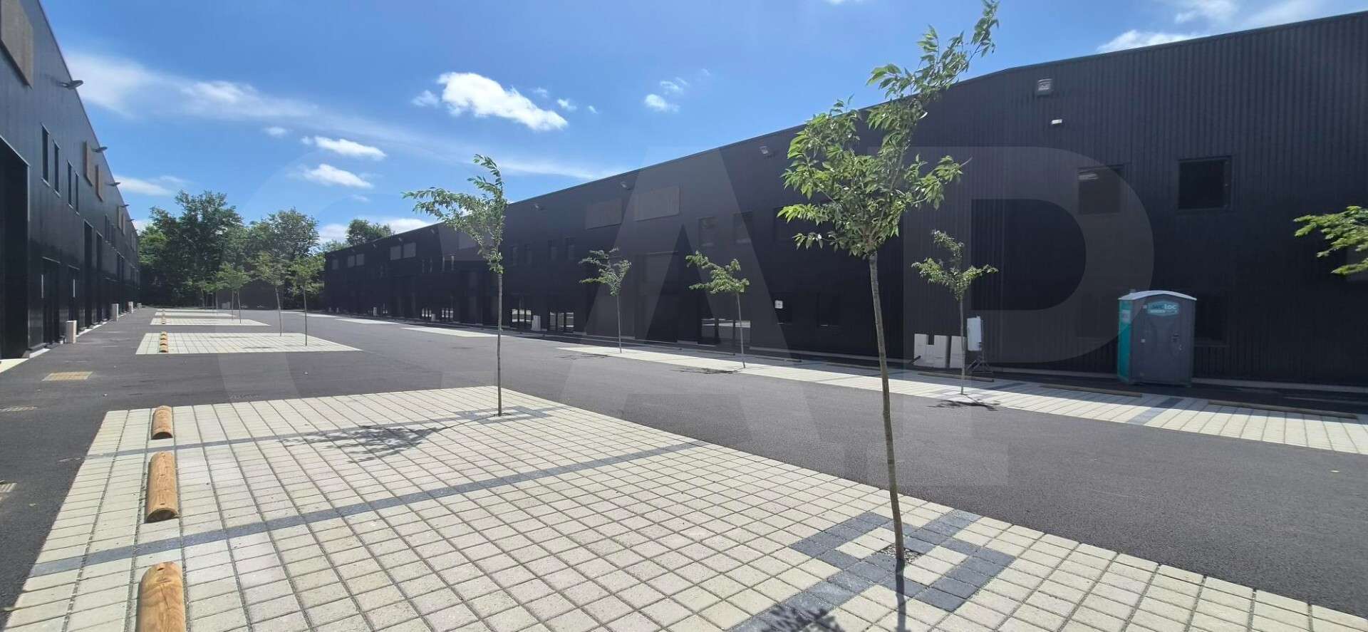 AV cellules neuves à partir de 200m² à La Mézière