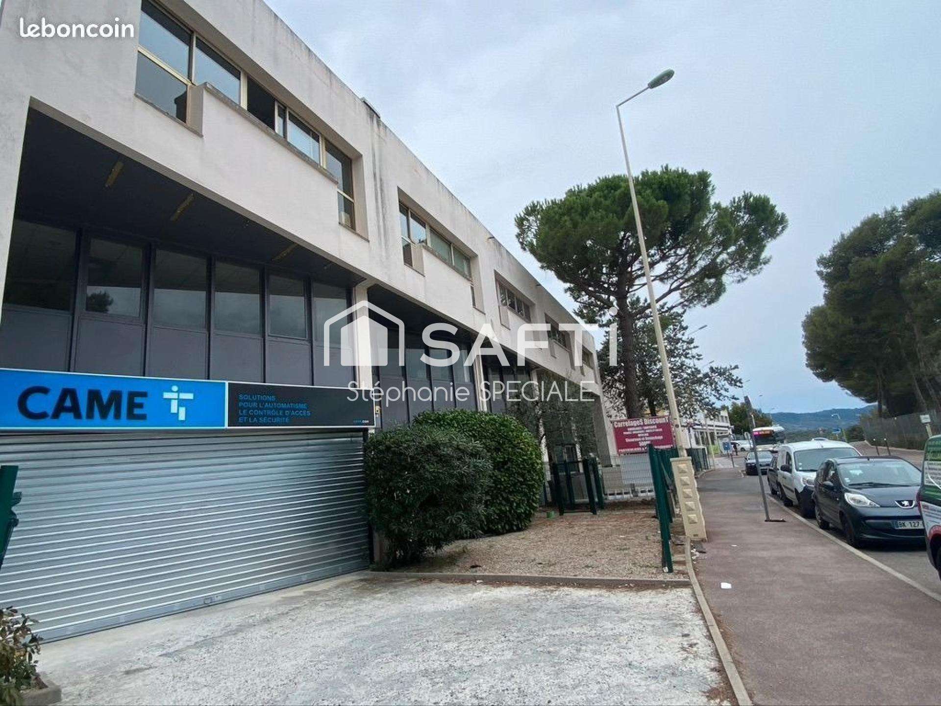 Vente locaux forte rentabilité au Cannet