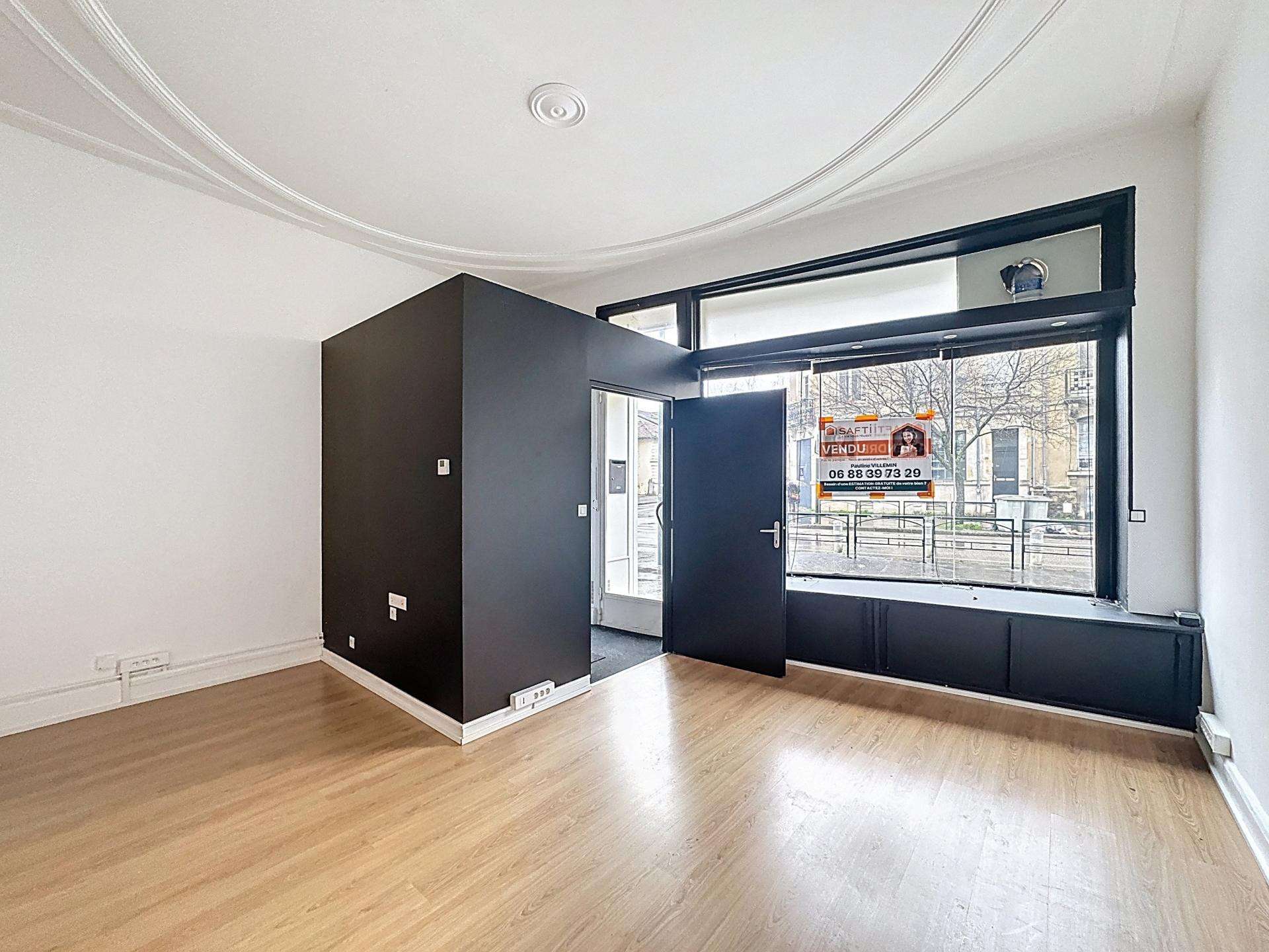 Vente local libre 23m² rue passante à Laxou