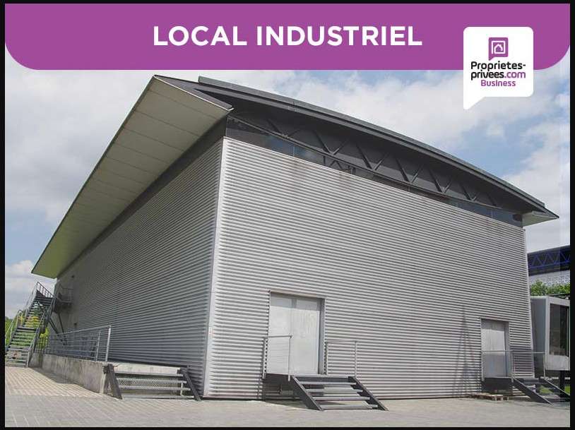 A louer local commercial 2527m² Le Mans