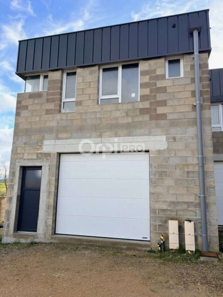 Local d'activité neuf 52m² à louer à Champfleury 