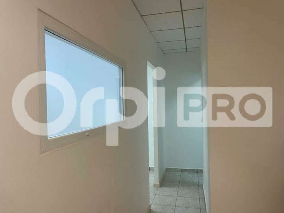 Louez un bureaux de 26m² en plein Jarry