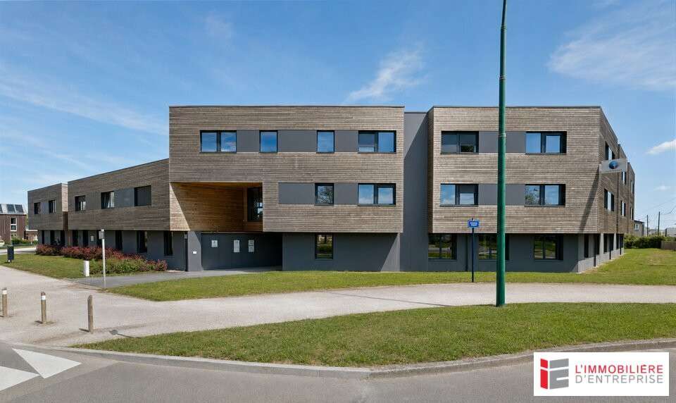 A vendre bureaux loués 160m² à St-Brieuc