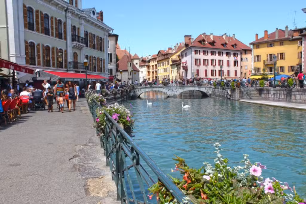 Vente brasserie Lic IV de 300m² centre Annecy