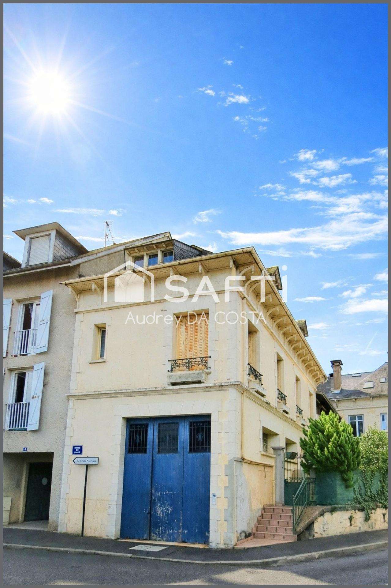 Vente local commercial 206m² centre ville Oloron