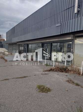 Vente bâtiment commercial 1600 m² à Perpignan