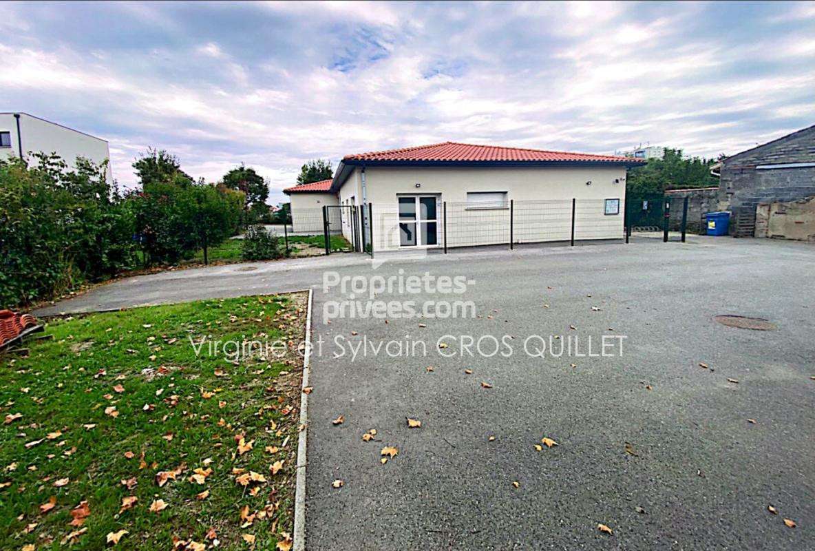 AV bâtiment commercial 330m² à Toulouse Purpan