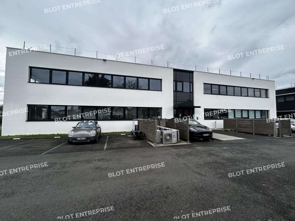 A vendre bureaux 120m² à Saint-Herblain