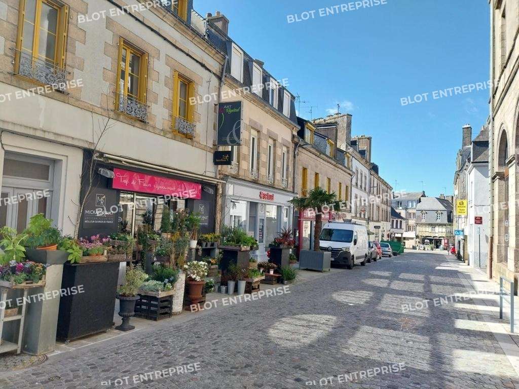 A vendre local commercial 178m² à Pontivy centre