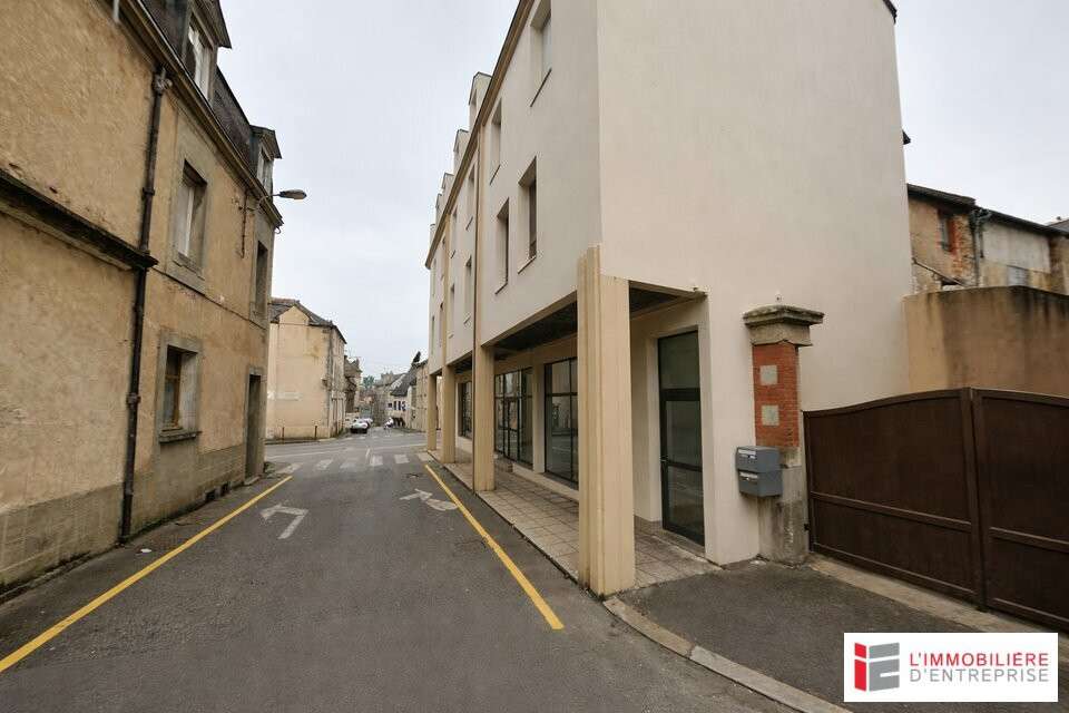 Immeuble commerce + habitation 454m² Redon centre