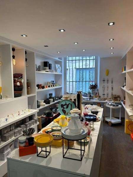 Vente FDC bien être belle visibilité à Perpignan