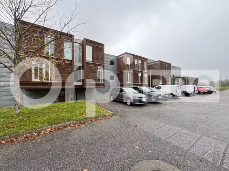 Vente bureaux de 225m² à Panazol