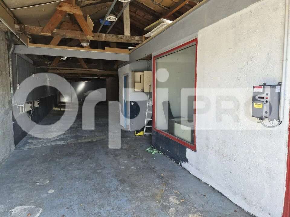 Local d'activité 153m² à louer à Petit Bétheny