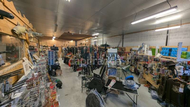 A vendre FDC armurerie chasse pêche à Falaise
