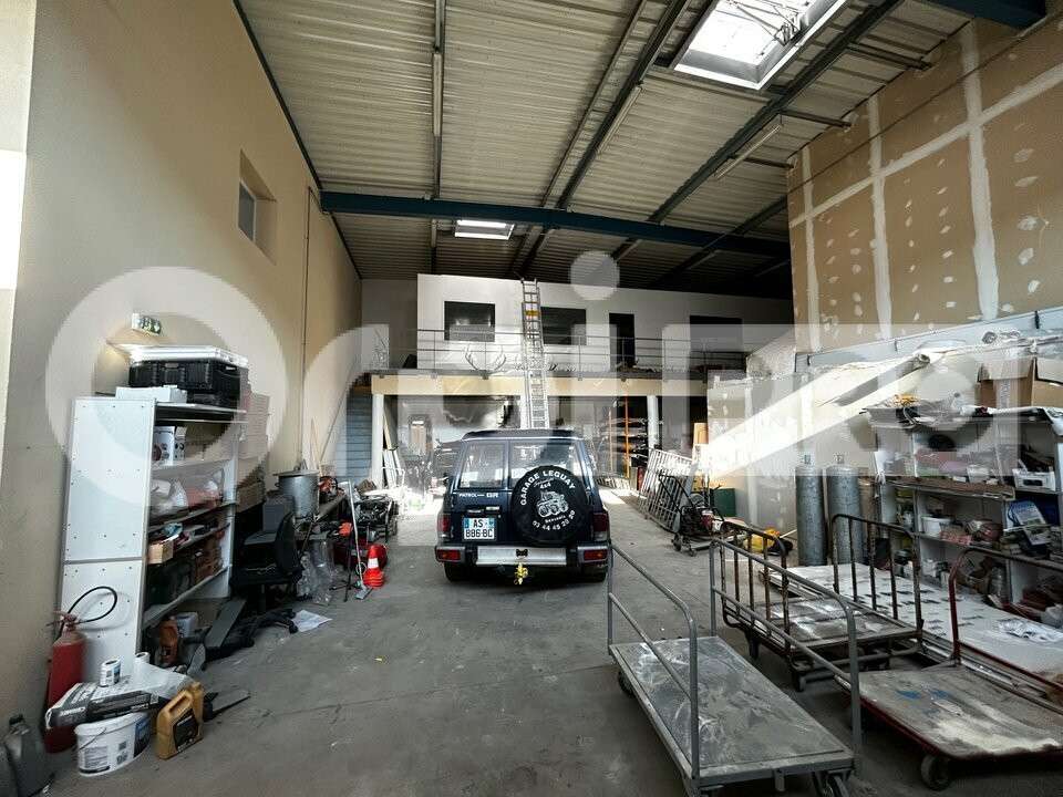 A louer local activité bureaux de 300m² à Beauvais
