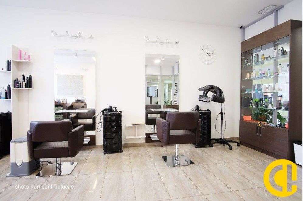 AV salon coiffure Lyon centre emplacement premium