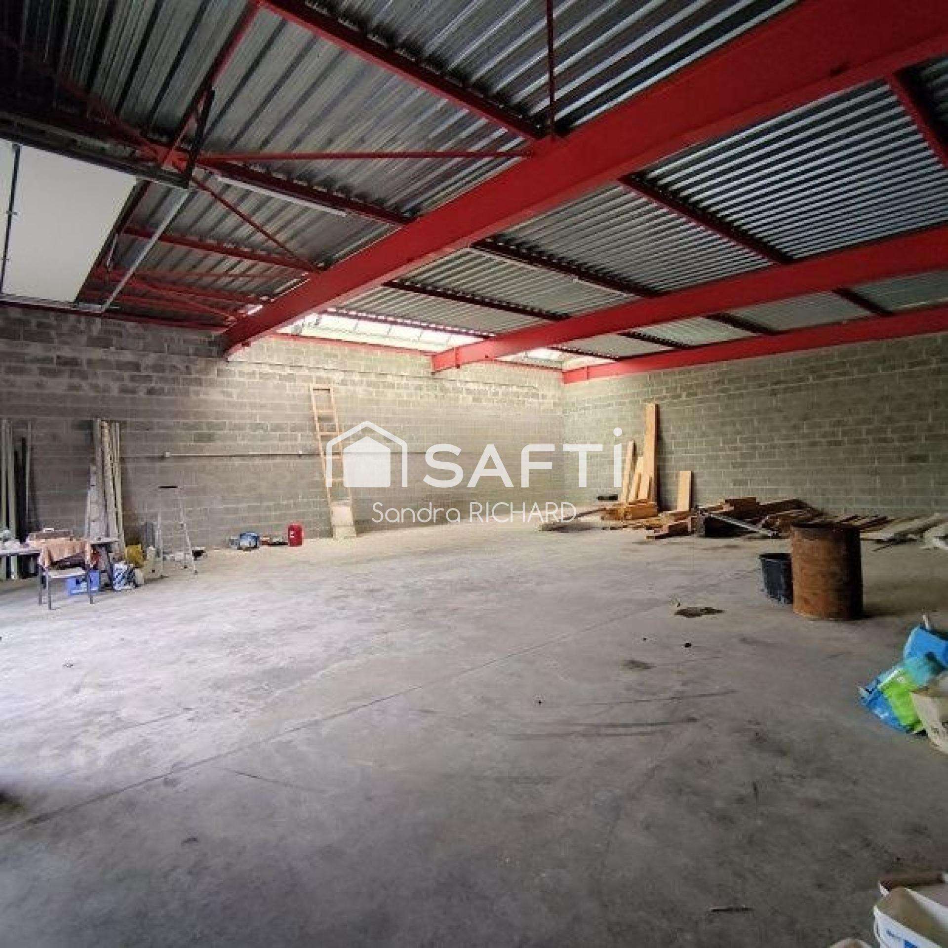 Entrepôt 754m² à vendre à Nort-sur-Erdre