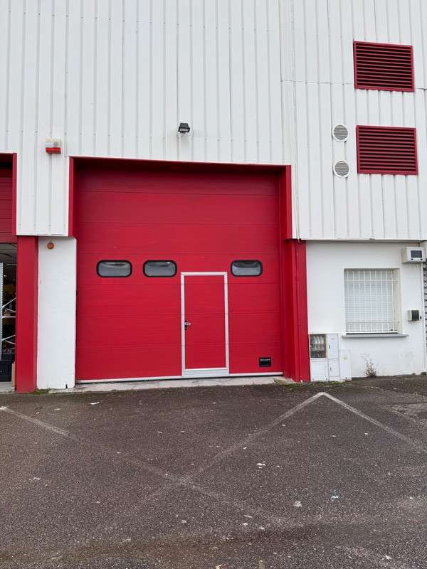 Local d'activité 647m² à louer à Maxéville