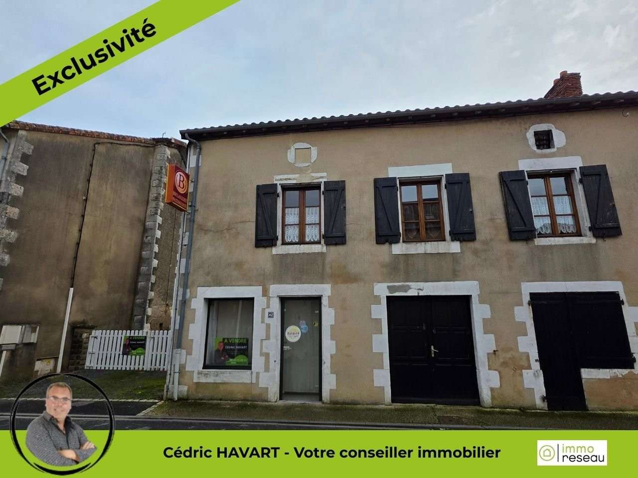 Immeuble de 182m² à Persac
