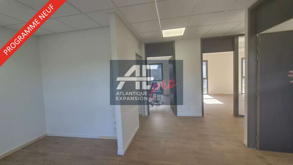Bureaux neufs 70m² à louer à Savenay