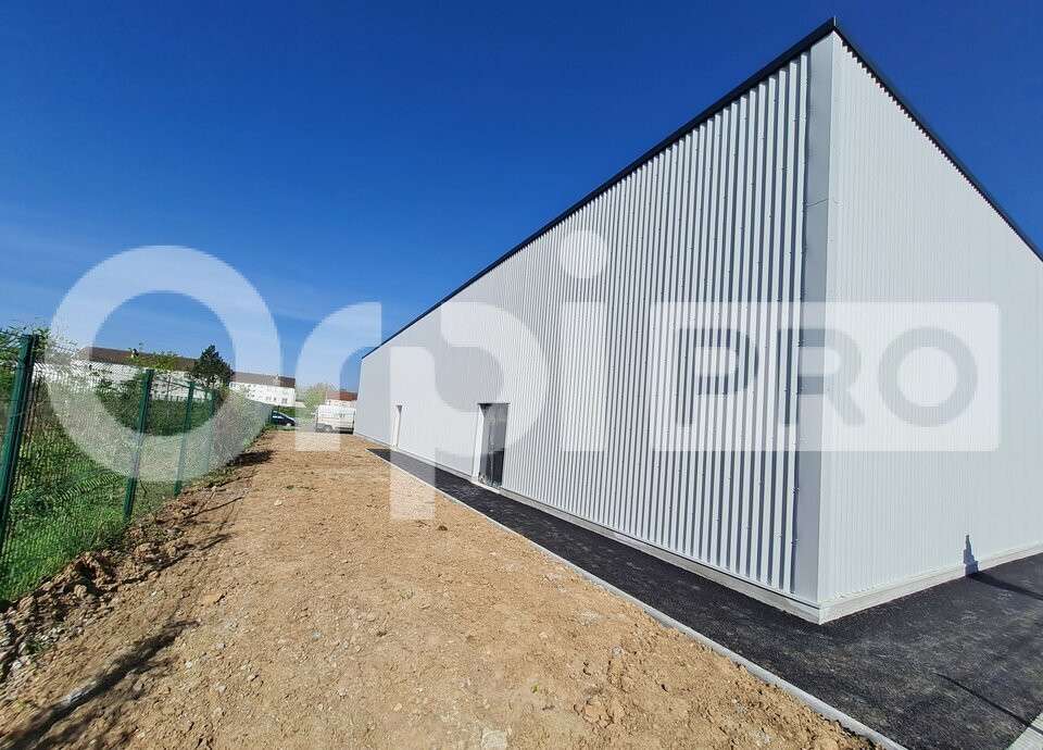 Vente local activité 770m² neuf ZI proche Soissons