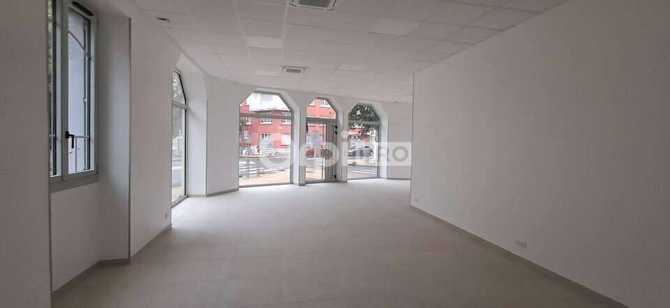 Local commercial 73m² à louer Tarbes hyper centre