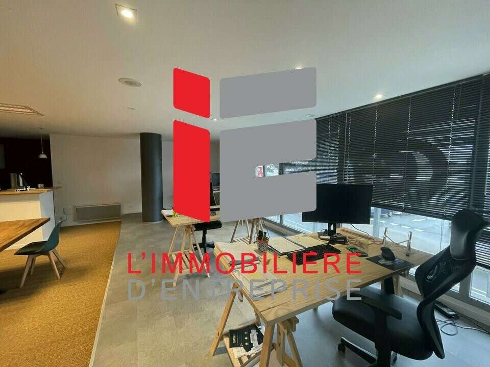 A louer bureaux aménagés de 75m² à Lorient