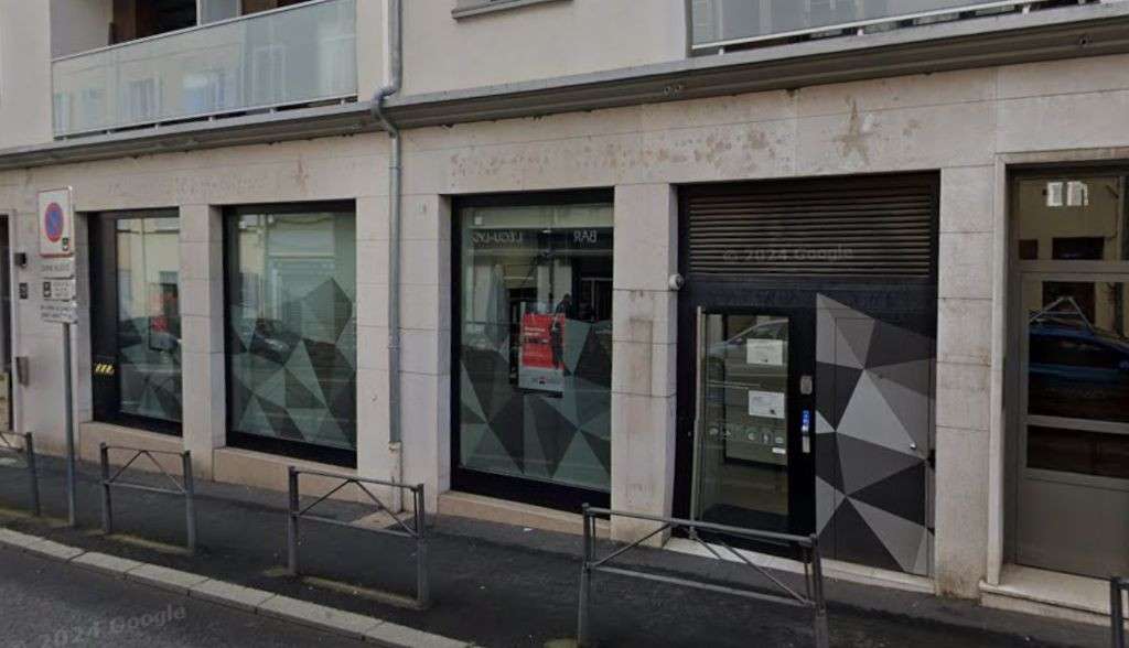 Local commercial à louer de 127m² à Ecully