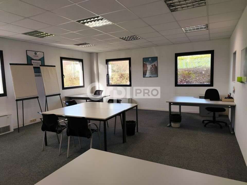 Bureau 85m² à louer à Limoges ZA Ester Technopole
