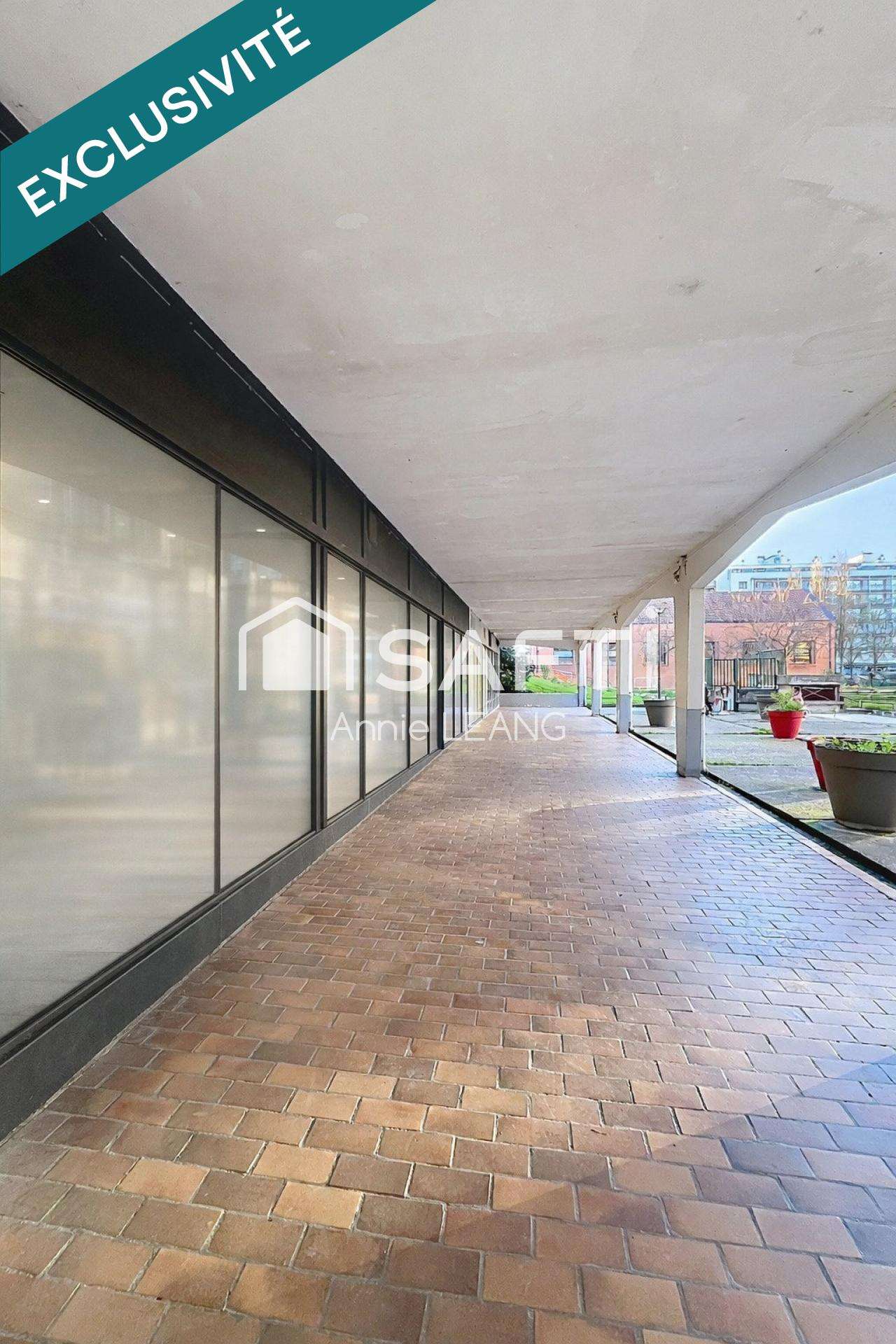 Vente local 127m² Empl n°1  Place Carnot à Rosny