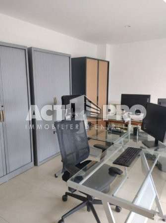 À louer bureaux 30 m² + cave à Perpignan