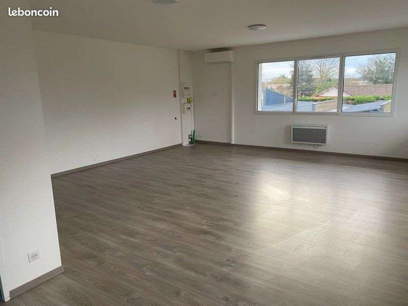 Bureau lumineux 42m² à vendre à Bénesse-Maremne