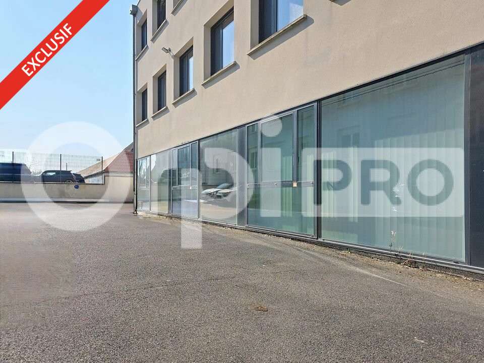 A louer local pro 150m² Soissons périphérie centre