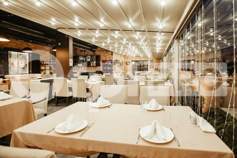 Cède hôtel restaurant empl stratégique Malafretaz
