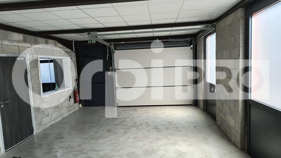 Local d'activité 450m² à louer à Reims Farman
