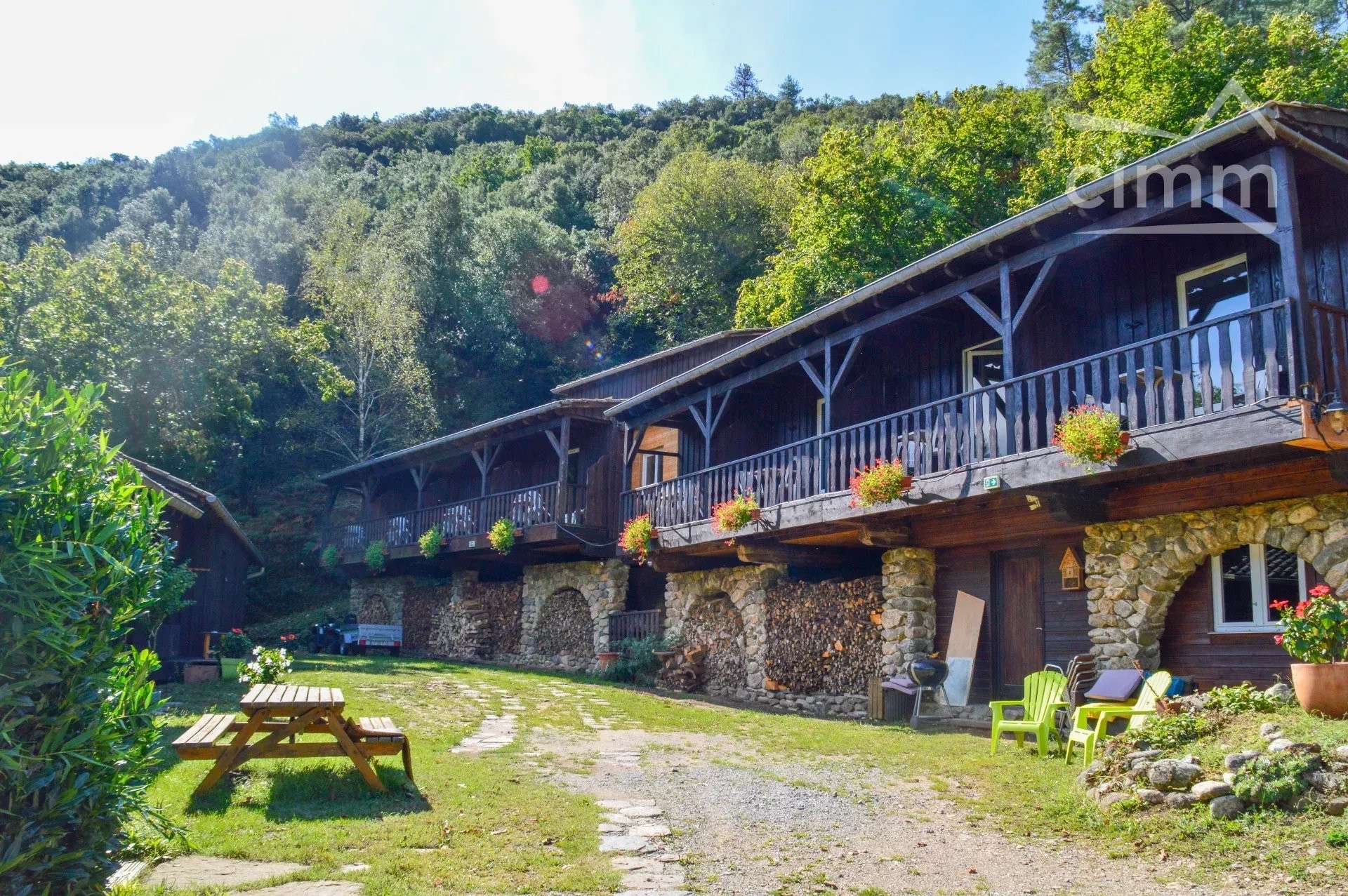AV complexe hôtelier pour séminaires Sud Ardèche