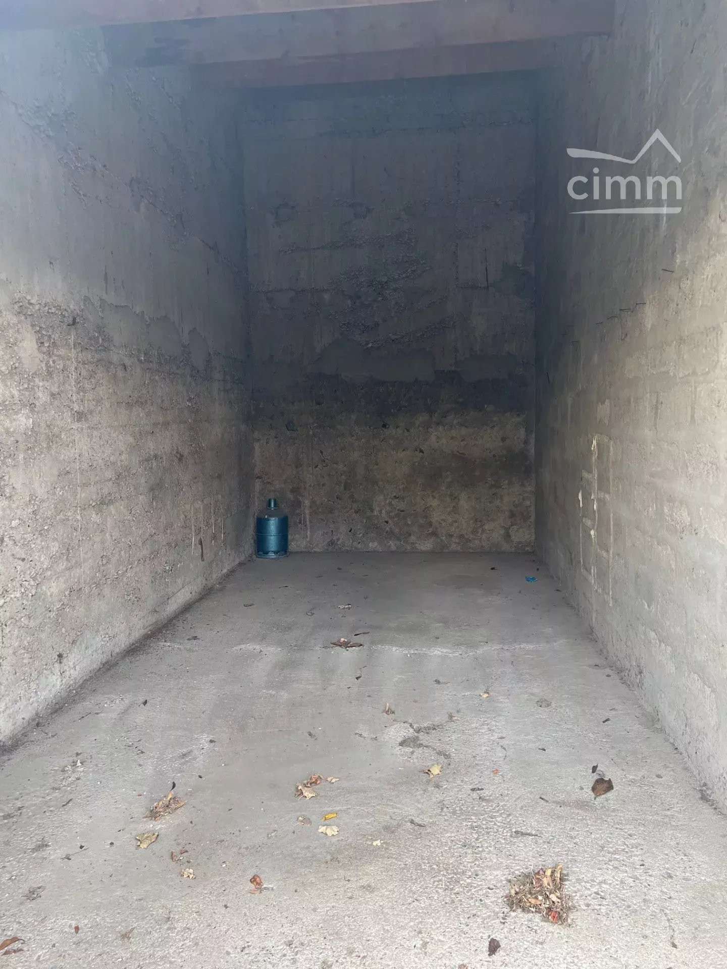 A louer box individuel fermé de 15m² à Valence